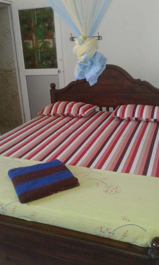 Down Town Hotel Ponnarankulama Kültér fotó