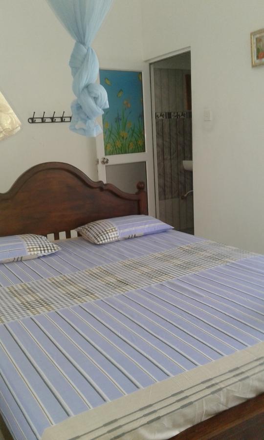 Down Town Hotel Ponnarankulama Kültér fotó